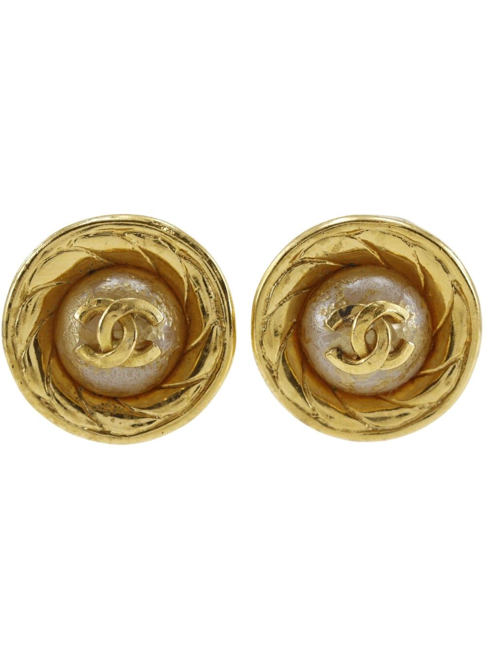 Chanel Cc Logo Clip-On Earrings Metal #261337C53B